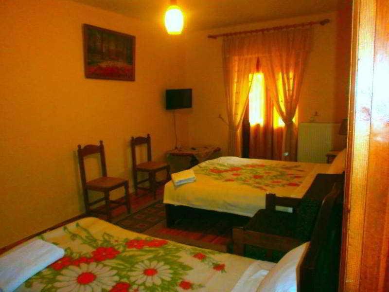 Hotel Pashuta Voskopojë Zewnętrze zdjęcie